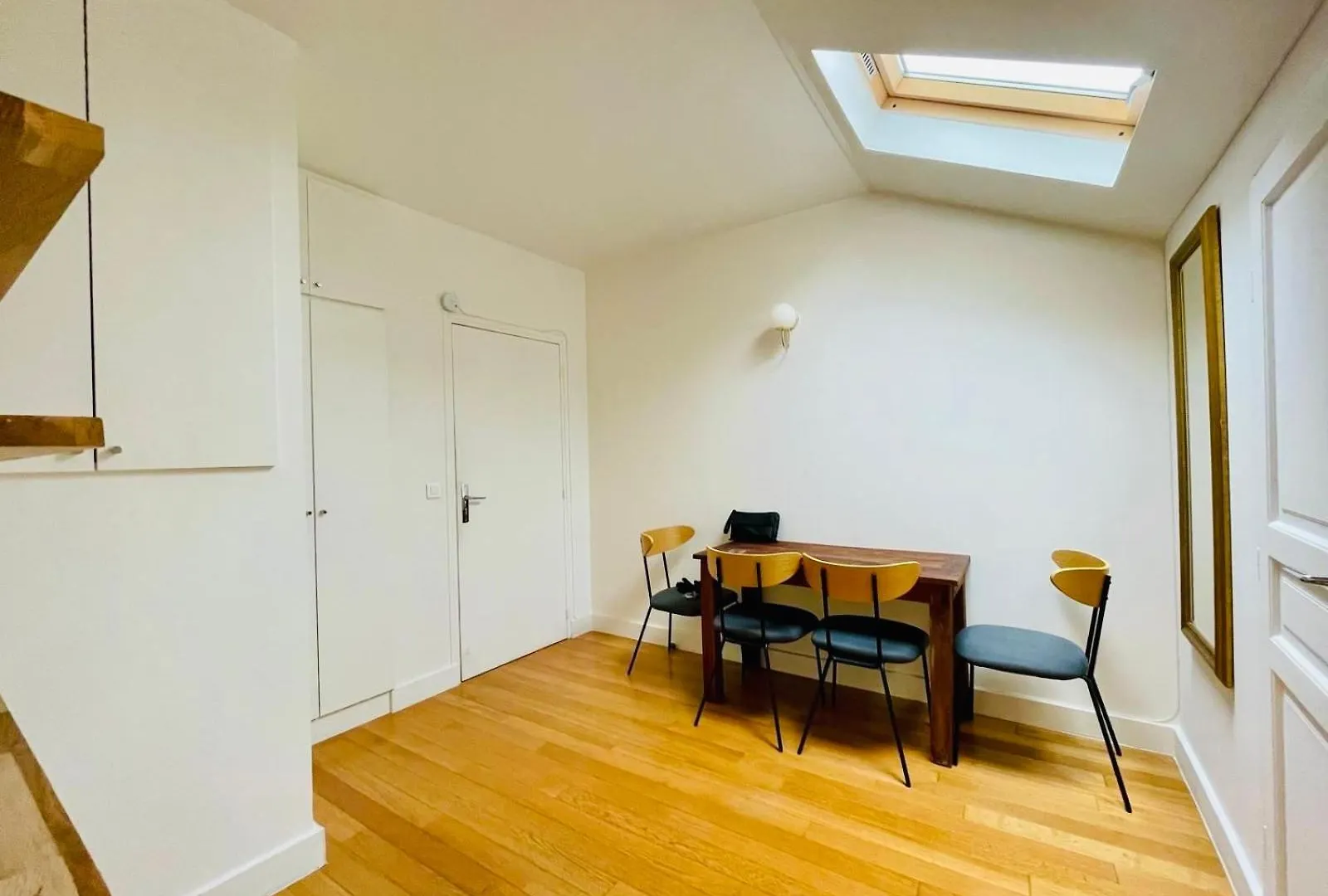 Tour Eiffel Invalides Pierre Leroux Apartment Paris France
